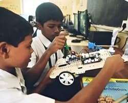 IntelliSTEM classroom and lab gallery photo 4